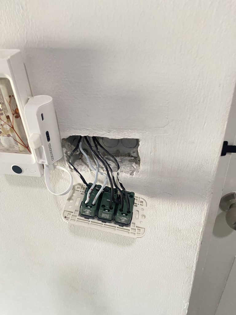 หรื้อปลั๊กเช็กสาย