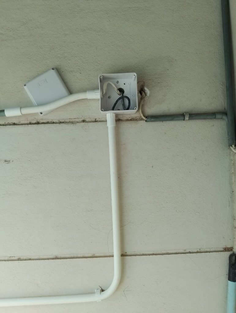 เดินท่อร้อยสาย