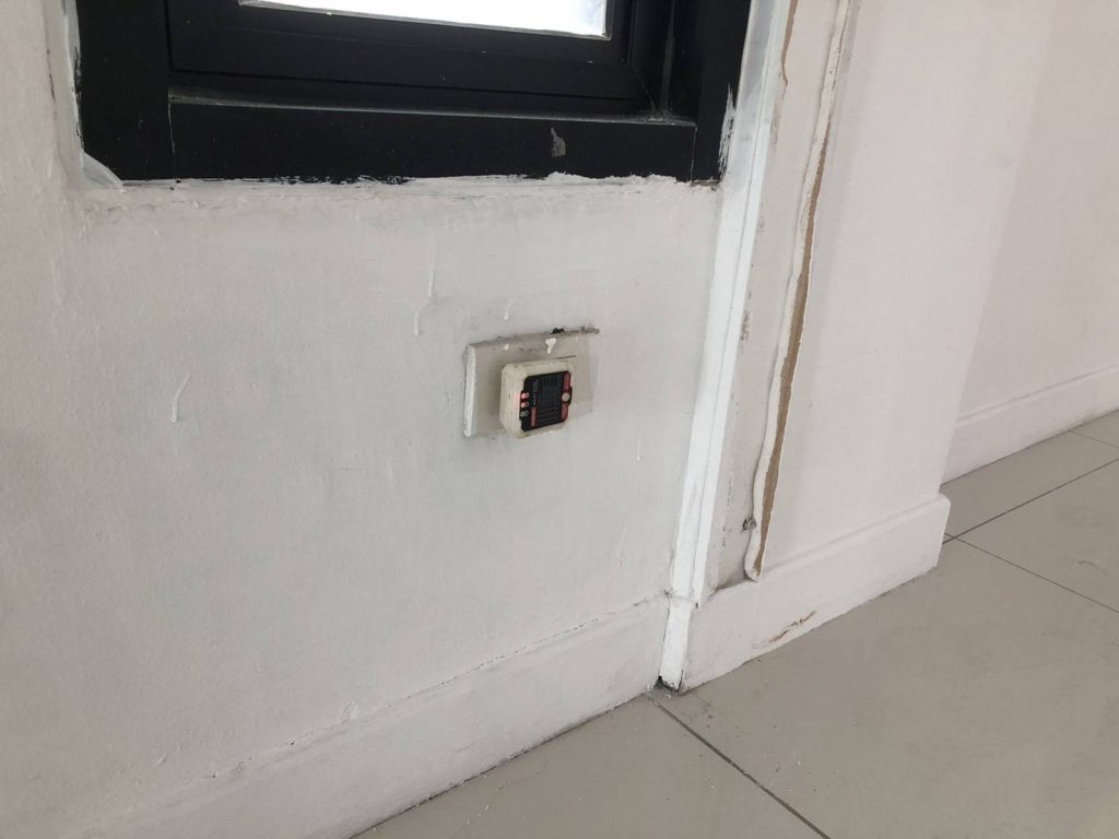 เช็กปลั๊กไฟ