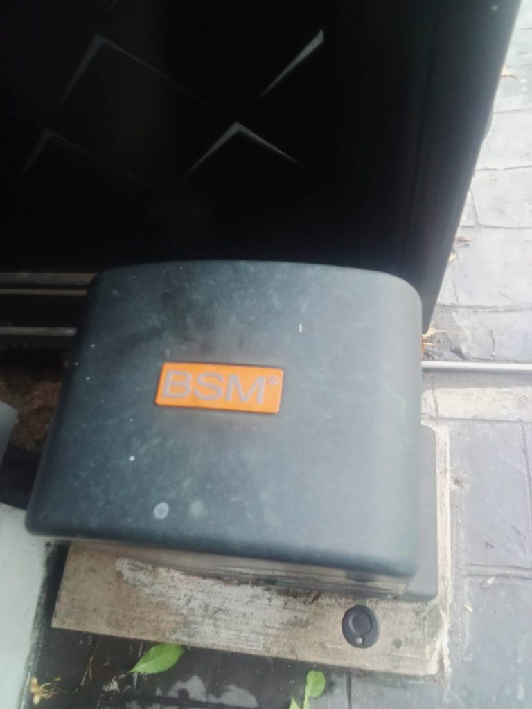 มอเตอร์ประตูรีโมท