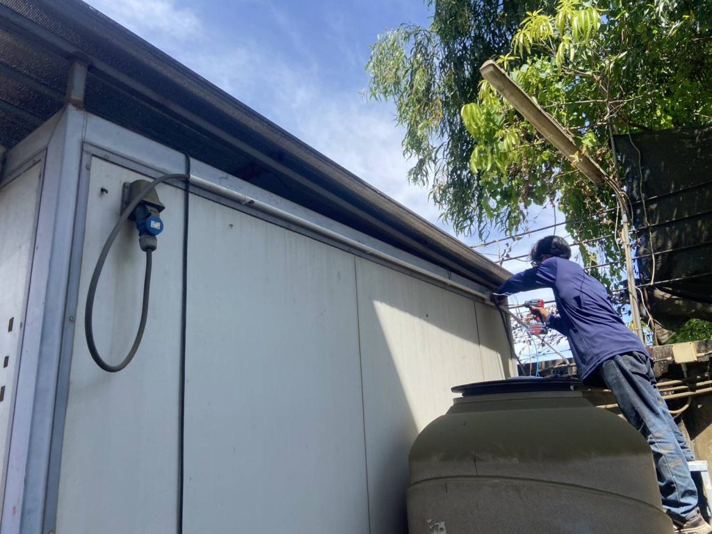 เดินท่อร้อยสาย