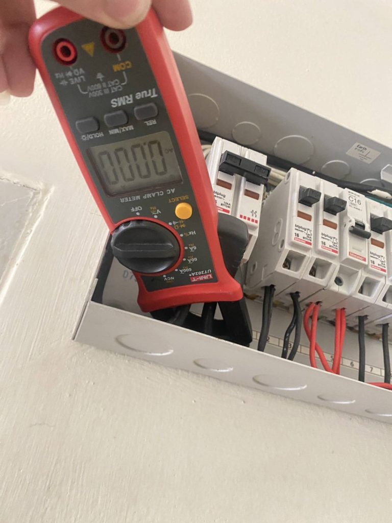 วัดไฟตู้คอนซูมเมอร์