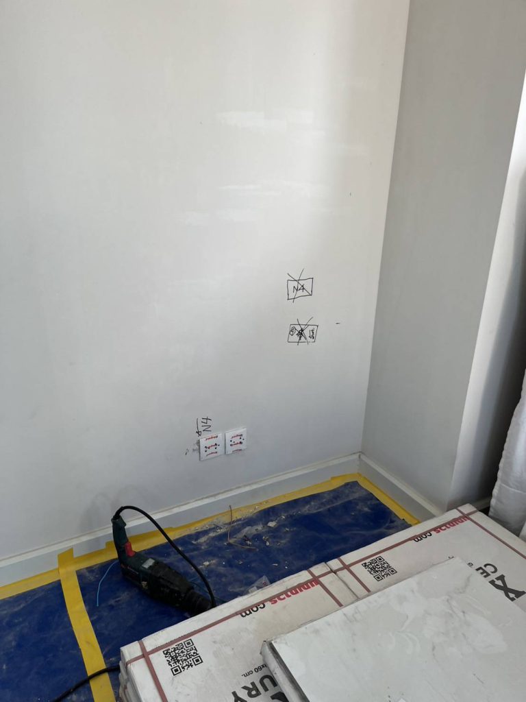 มาร์คจุดติดตั้งปลั๊ก