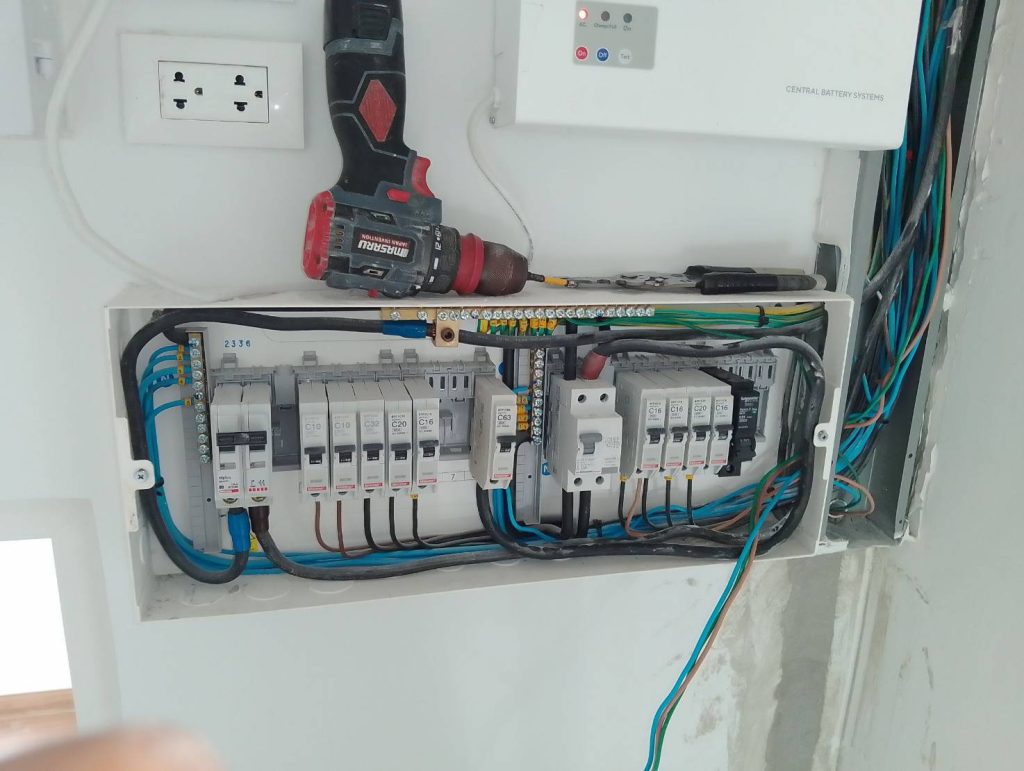 งานติดตั้งตู้คอนซูมเมอร์