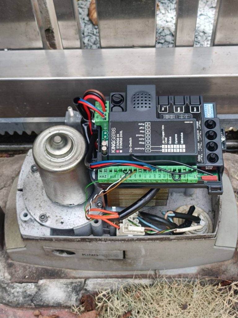 ซ่อมมอเตอร์ประตูรีโมท