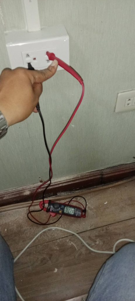 ตรวจเช็คหาจุดไฟรั่ว