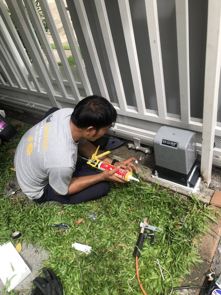 ติดตั้งมอเตอร์ประตูรีโมท