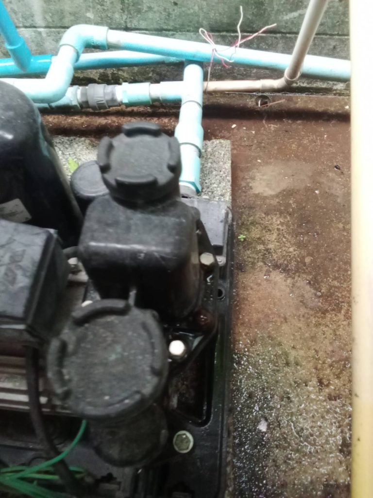 ปั๊มน้ำ