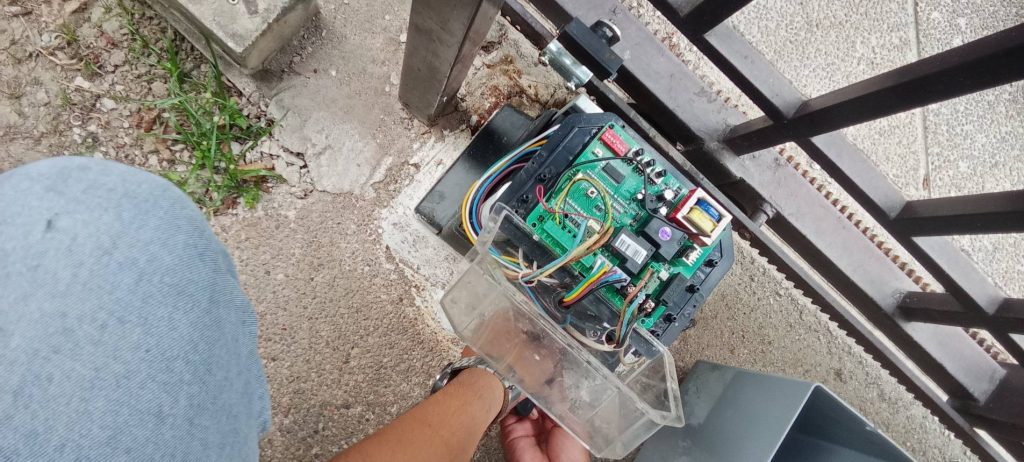 ตรวจเช็กมอเตอร์ประตูรีโมท