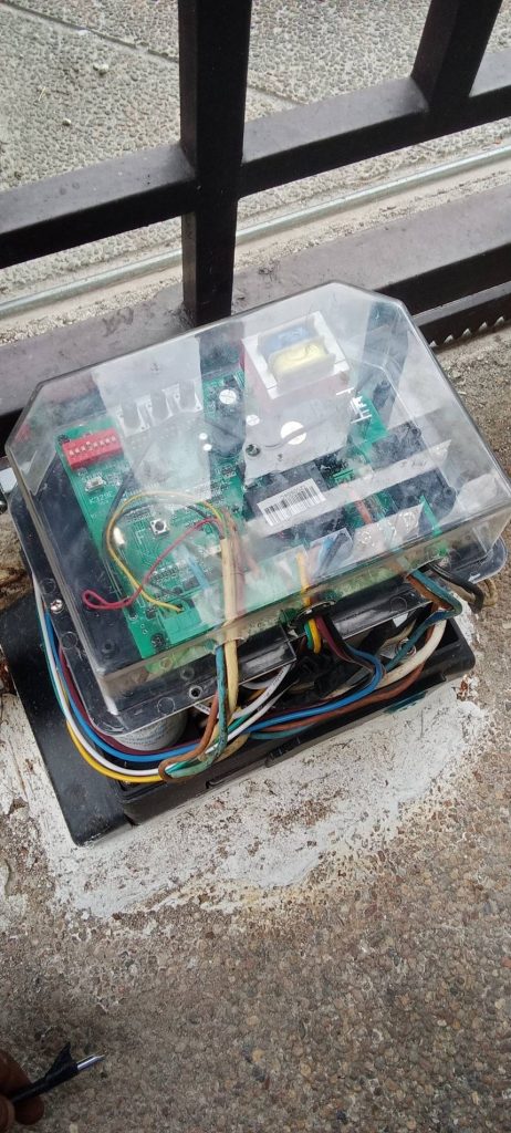 ตรวจเช็กมอเตอร์ประตูรีโมท