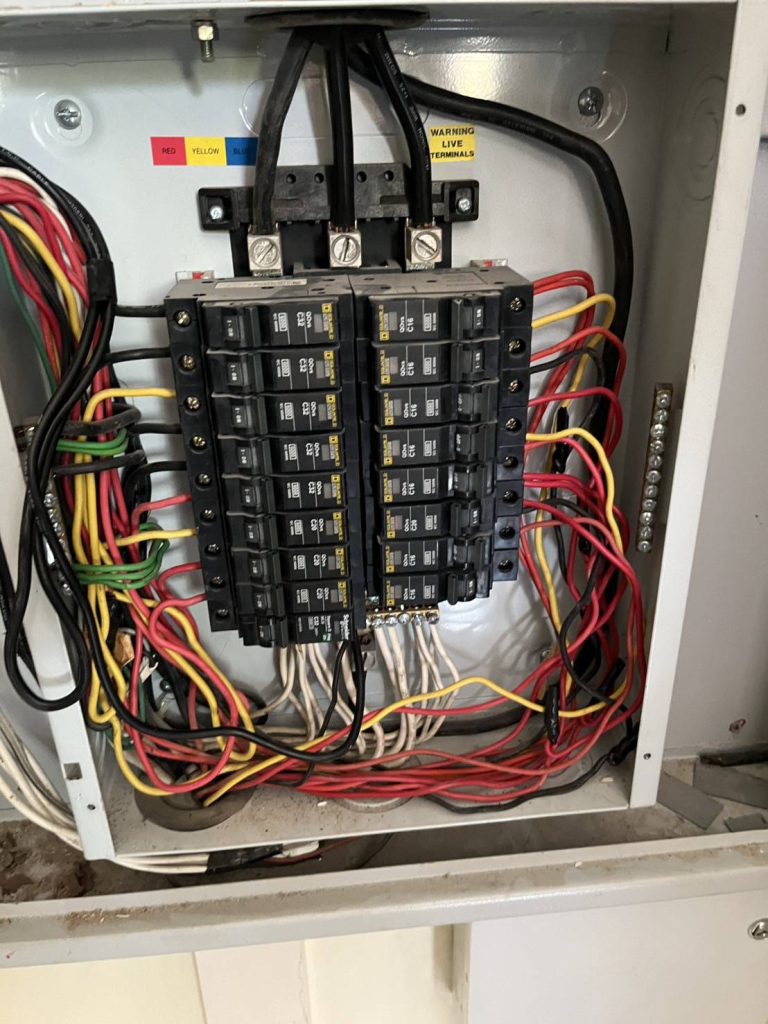 ตู้โหลดเซ็นเตอร์