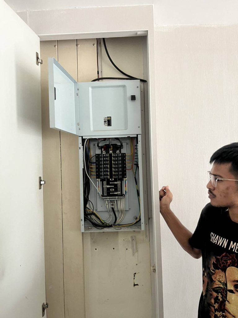 ตรวจเช็กตู้โหลดเซ็นเตอร์