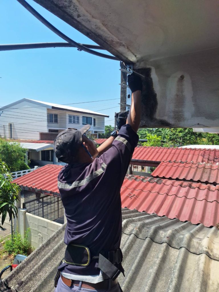 ดึงสายเมนเข้าบ้าน