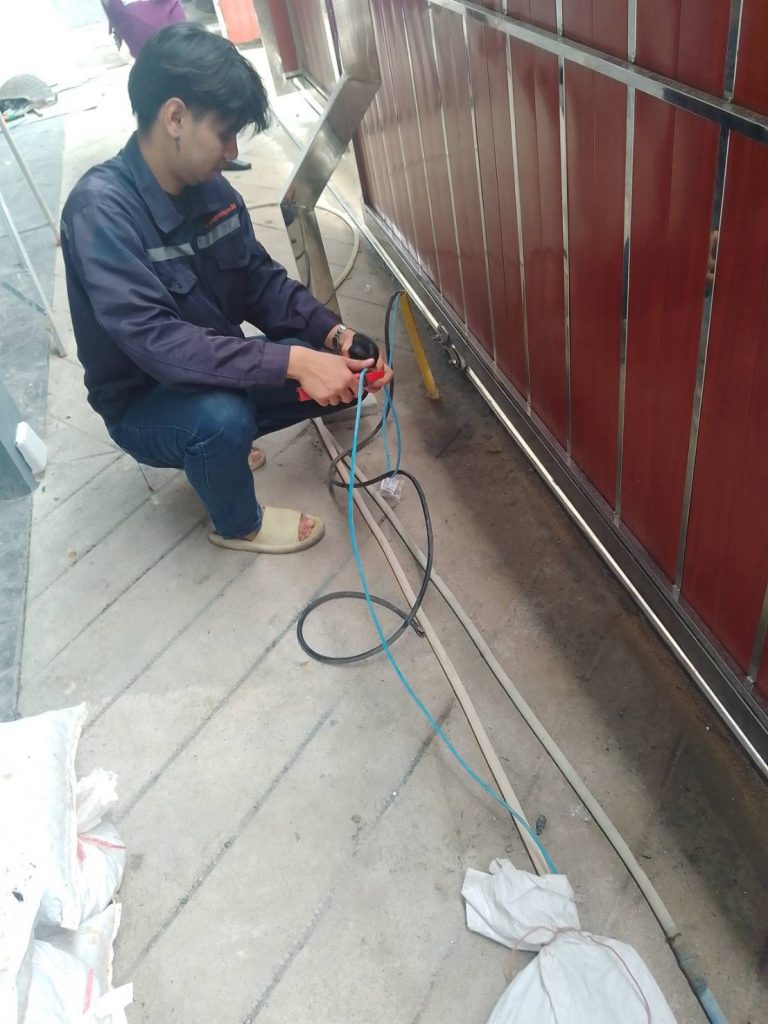 เดินสายไฟมอเตอร์ประตูรีโมท