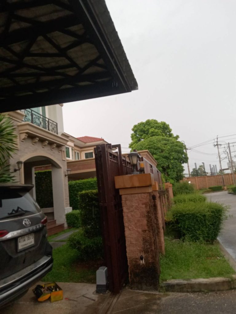 เซ็นเชอร์ประตูรีโมท