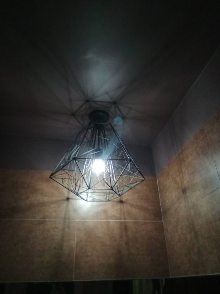 โคมไฟติดเพดาน