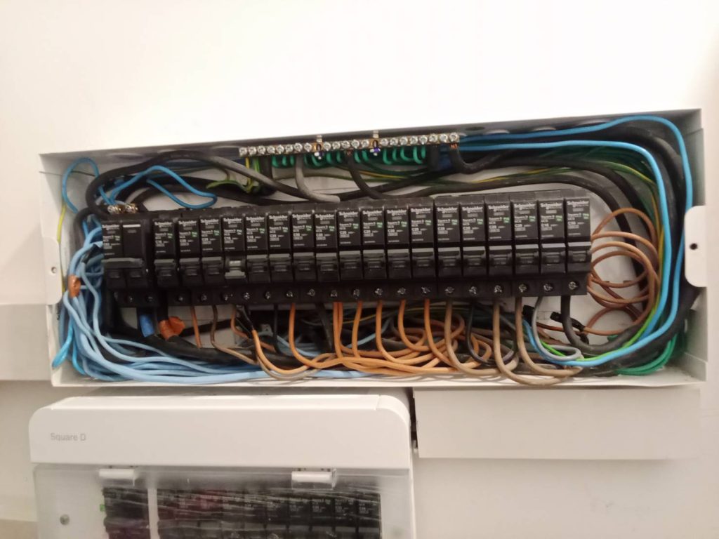 ตู้คอนซูมเมอร์