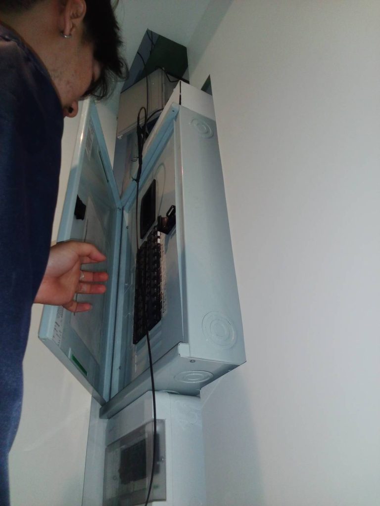 ซ่อมตู้โหลด