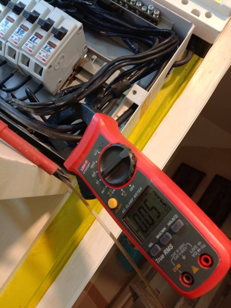 วัดไฟตู้คอนซูมเมอร์