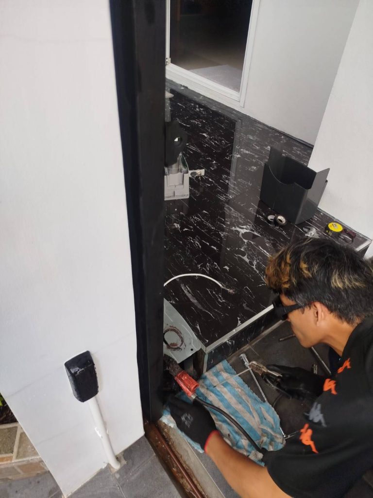 เชื่อมฐานมอเตอร์ประตูรีโมท