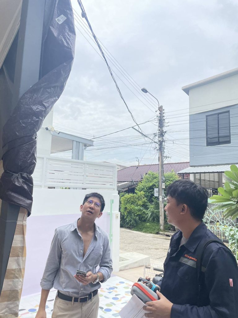 ช่างเข้าดูหน้างาน