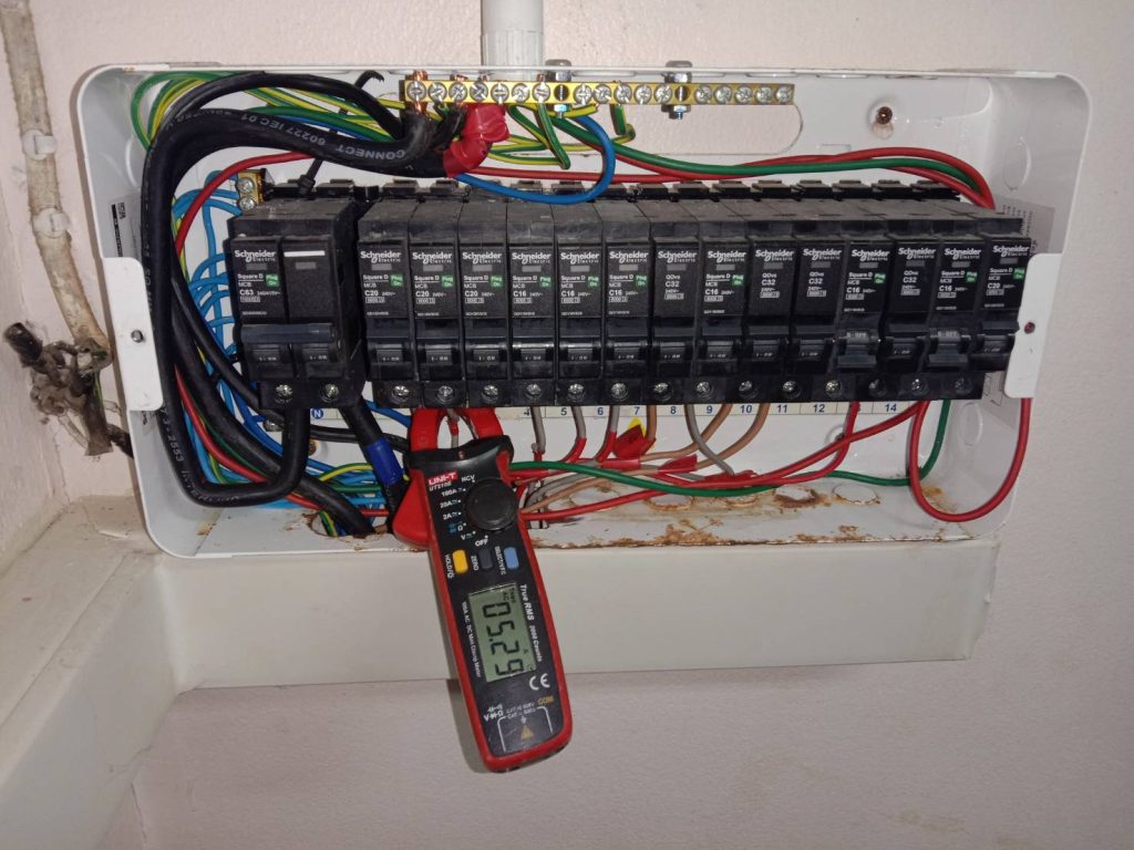 ตรวจเช็กตู้คอนซูมเมอร์