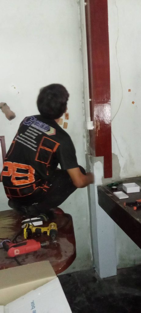 ติดตั้งปลั๊กไฟ