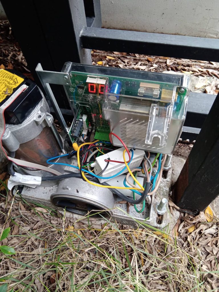 ใอเตอ์ประตูรีโมท