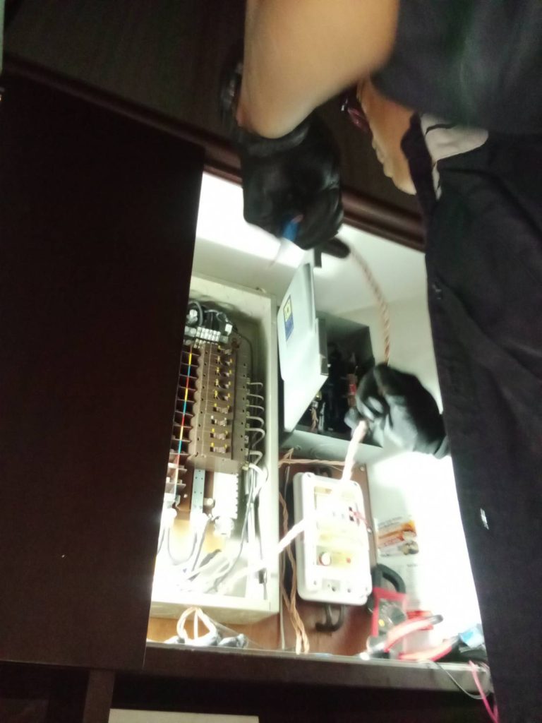 ตวจเช็กตู้ไฟ