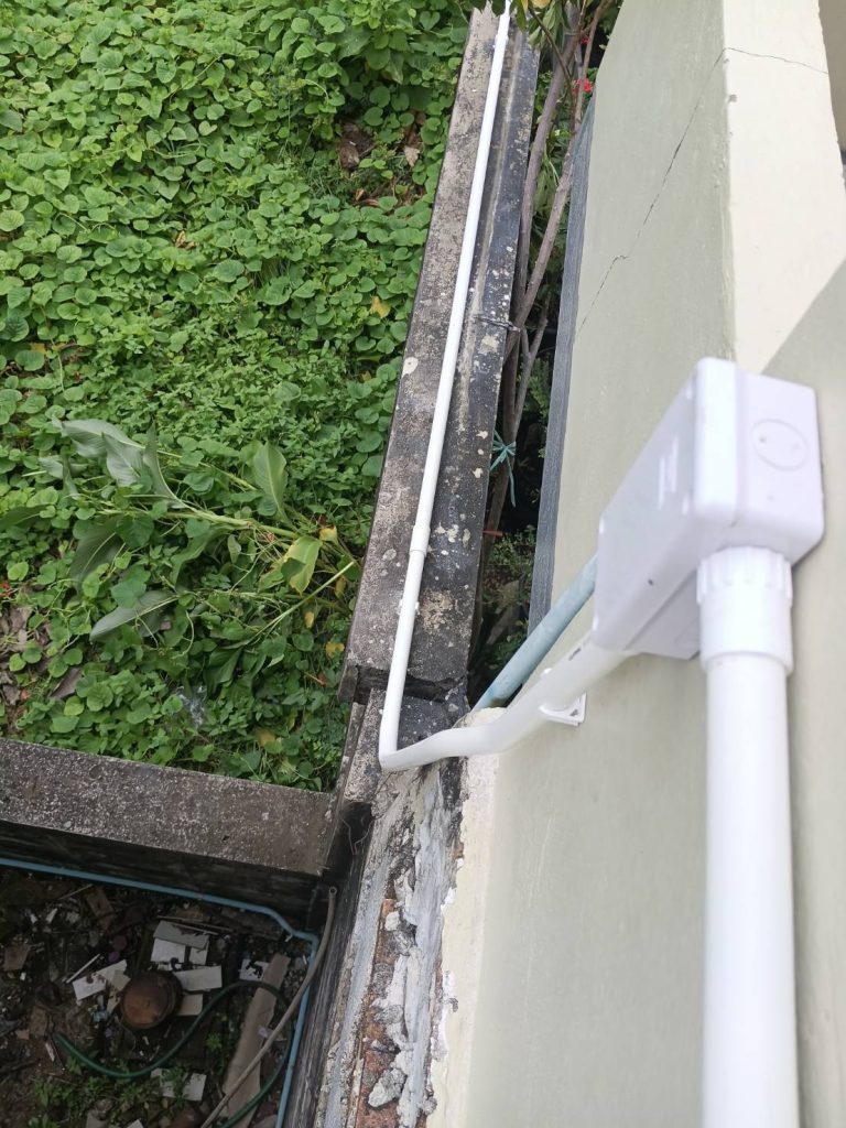 แนวท่อสายไฟและกล่องพักสาย