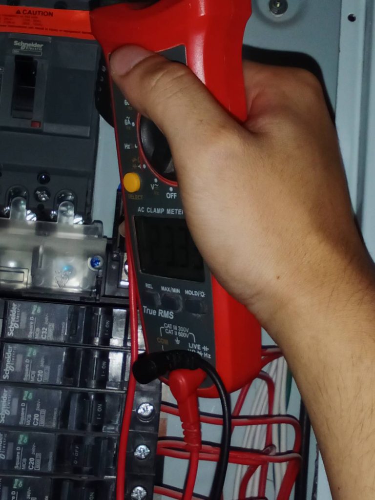 วัดไฟตู้โหลดเซ็นเตอร์