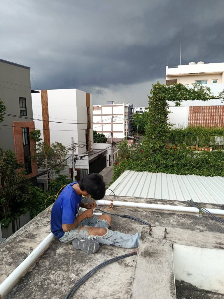 เดินสายไฟ