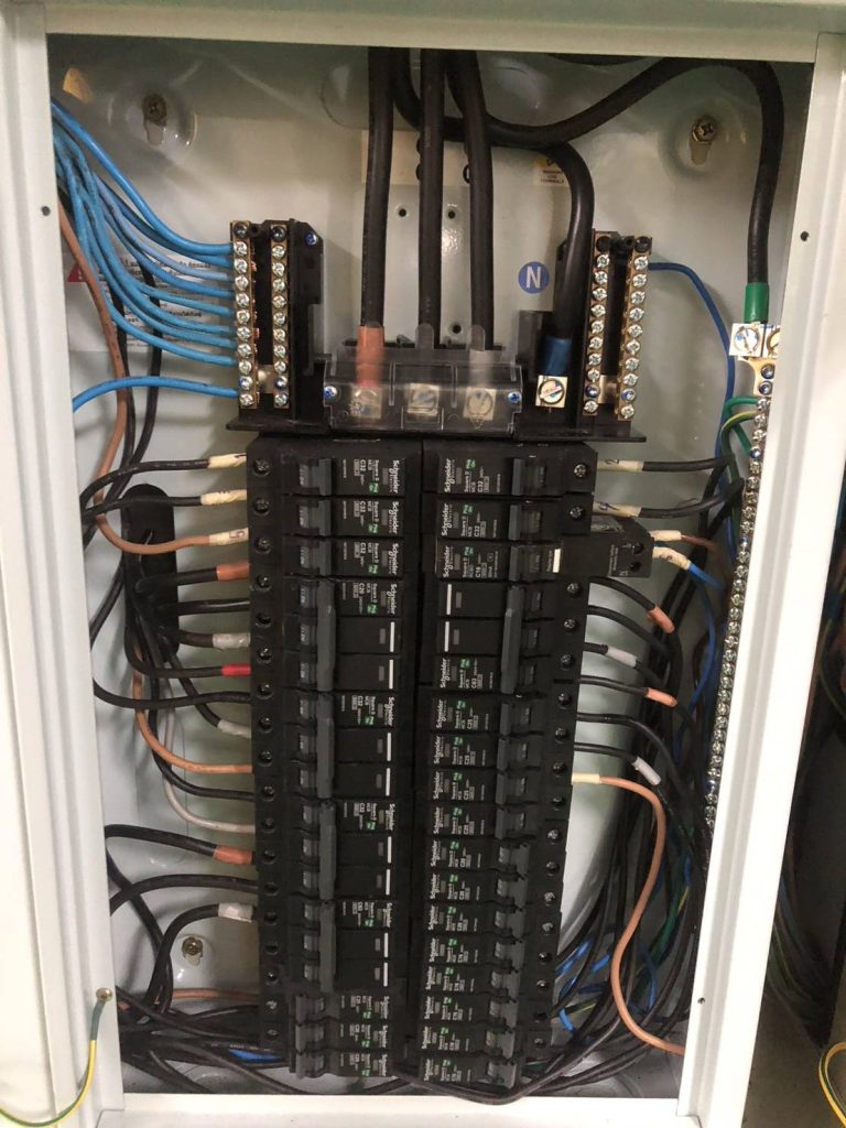 ตู้โหลดเซ็นเตอร์