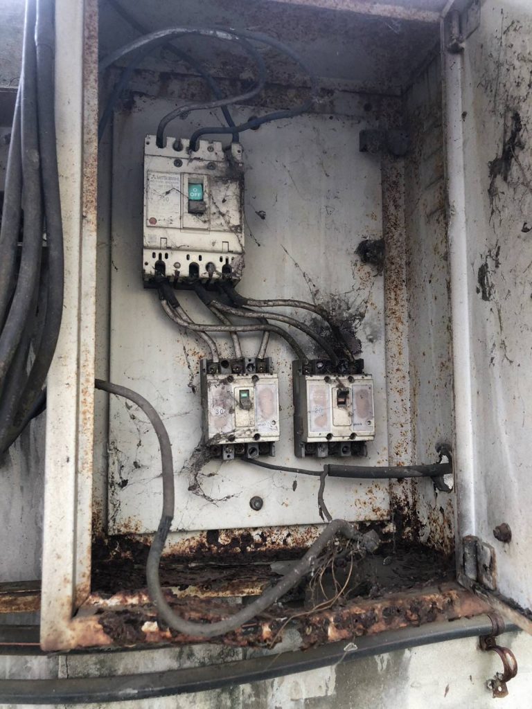 ตู้ไฟเสียหายจากไฟไหม้