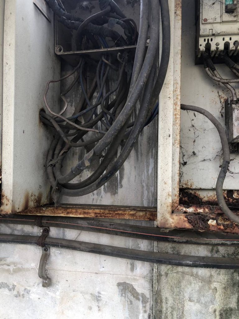 ตู้ไฟเสียหายจากไฟไหม้