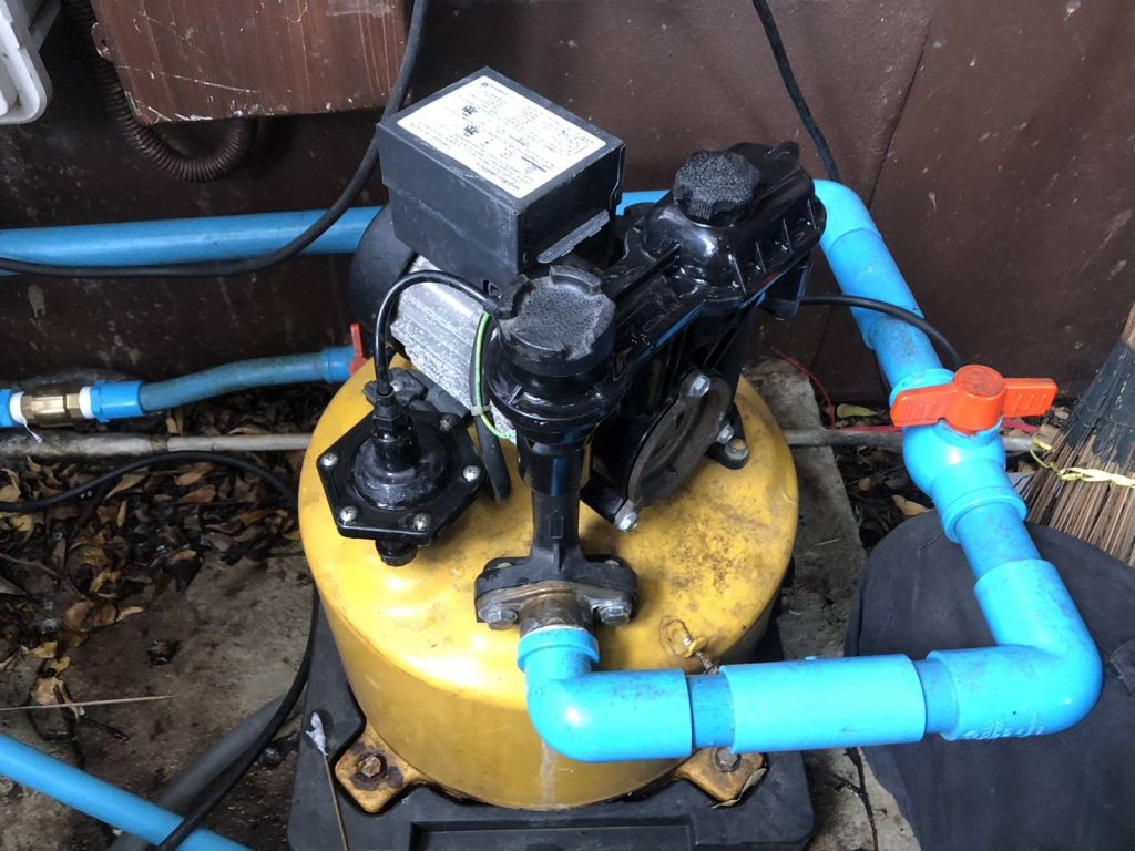 ปั๊มน้ำ