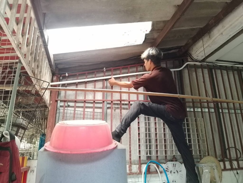 ช่างไฟฟ้าเดินท่อร้อยสาย