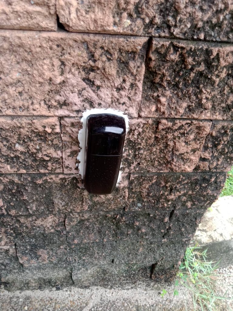 เซ็นเซอร์กันหนีบ