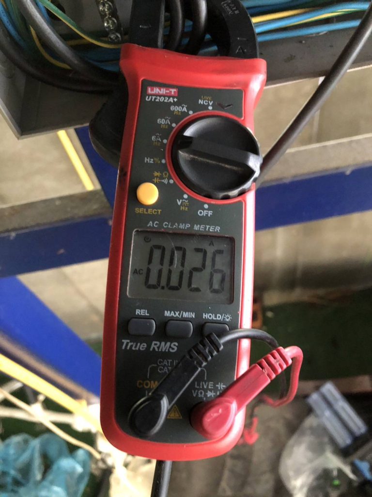 แคลมป์มิเตอร์