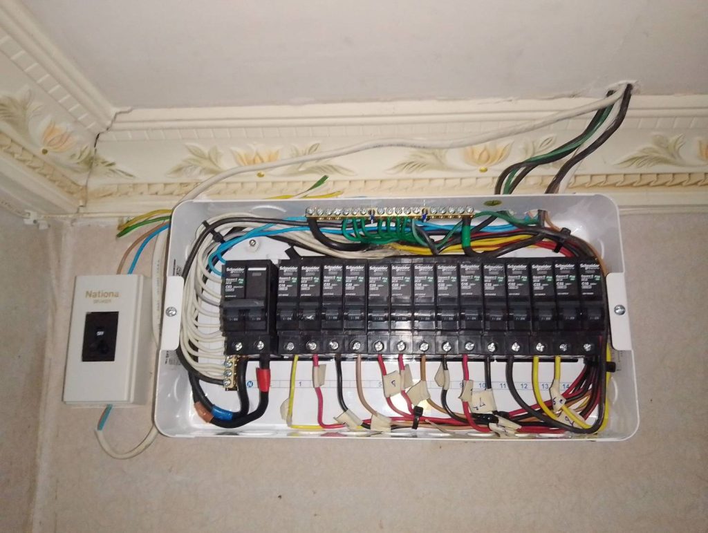 จัดเรียงสายไฟใหม่