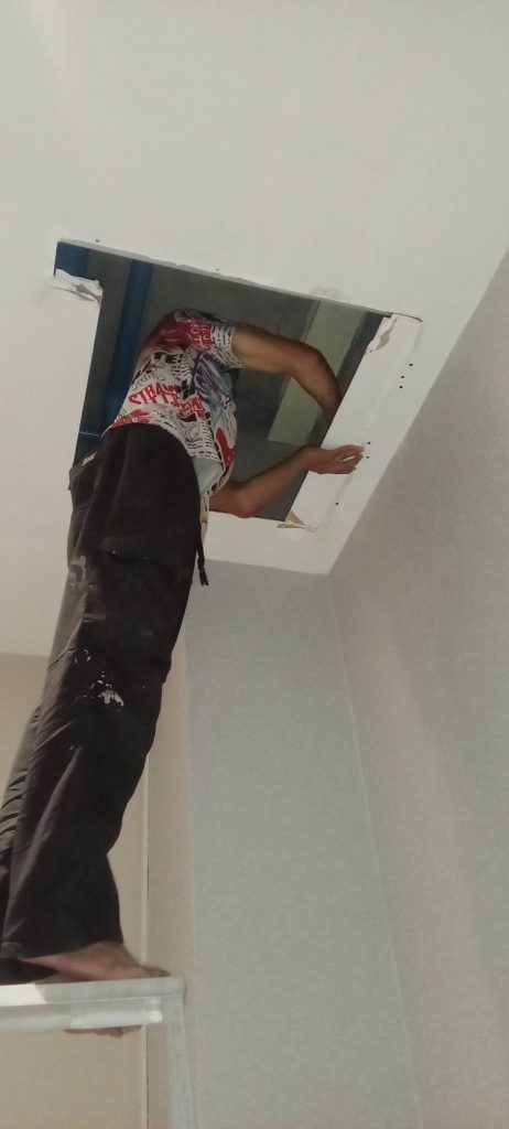 เจาะฝ้าทำช่องservice