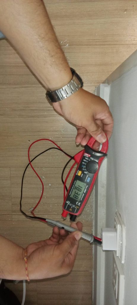 วัดกระแสปลั๊กไฟ