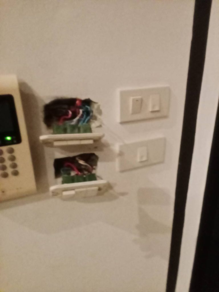 รื้อสวิตช์ไฟ