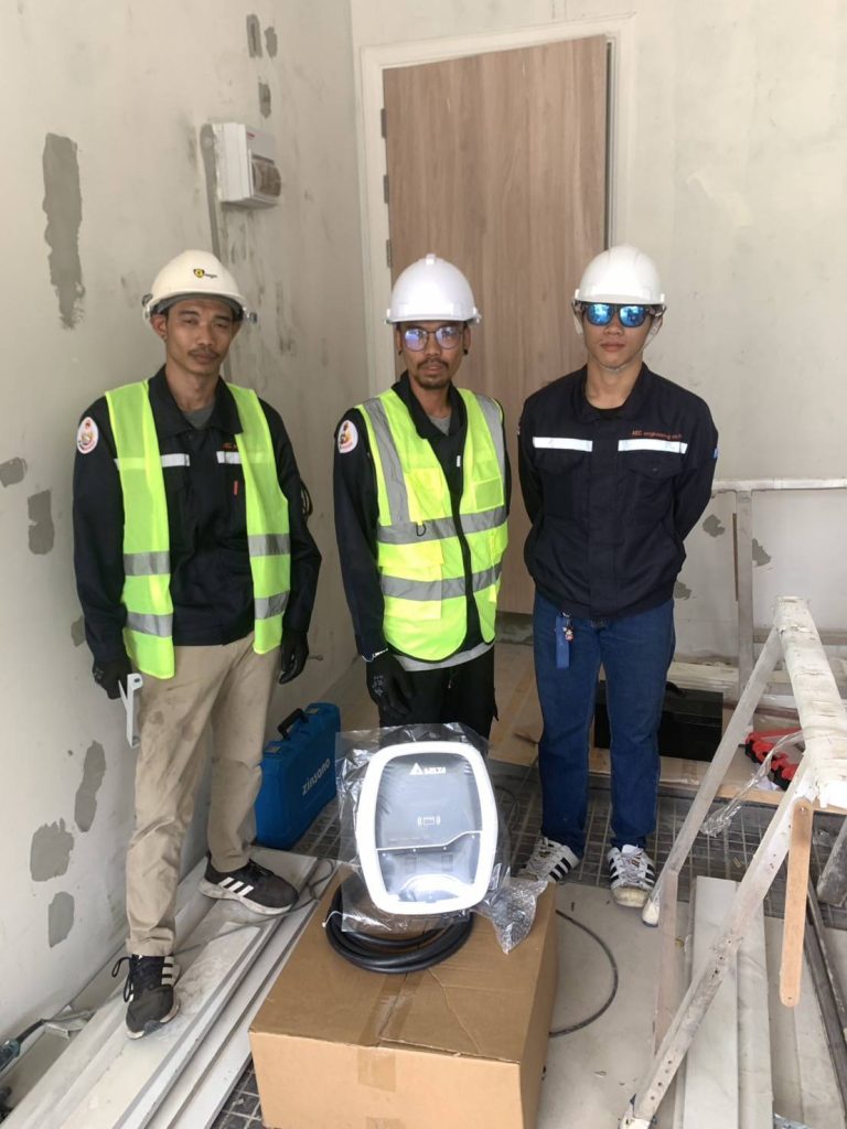 ช่างไฟฟ้า 