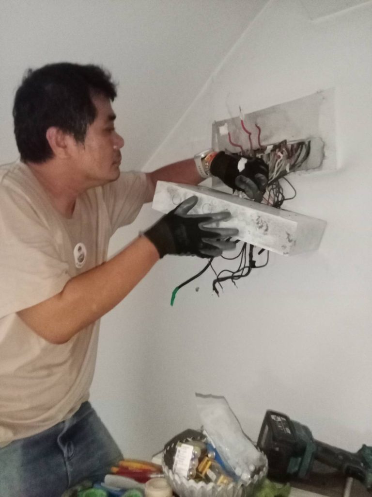 ติดตั้งตู้คอนซูมเมอร์